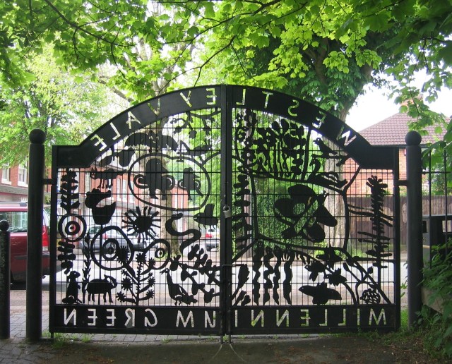 The Avenue Gates